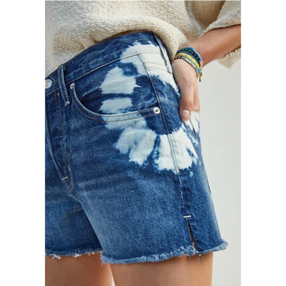 EDWIN Cai Ultra High-Rise Denim Shorts Size 30 - Picture 4 of 5